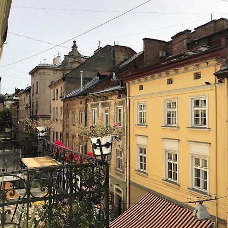 Center Lviv Rynok Square 17アパートメント エクステリア 写真