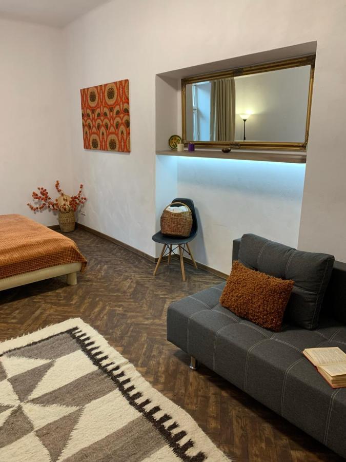 Center Lviv Rynok Square 17アパートメント エクステリア 写真